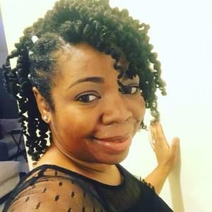 Meet your Posher, Felicia